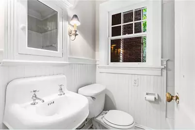 2417 Glenwood Drive NE, Atlanta, GA 30305 - Photo 12