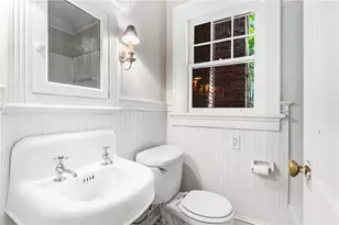 2417 Glenwood Dr NE, Atlanta, GA 30305 - Photo 12