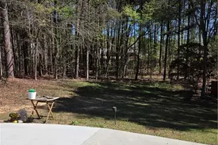 2575 Hamilton Parc Ln, Buford, GA 30519 - Photo 6