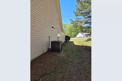 2575 Hamilton Parc Lane, Buford, GA 30519 - Photo 8