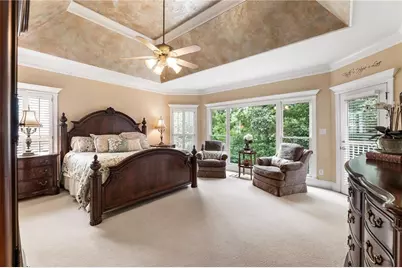 4110 Runnymede Drive SW, Lilburn, GA 30047 - Photo 4