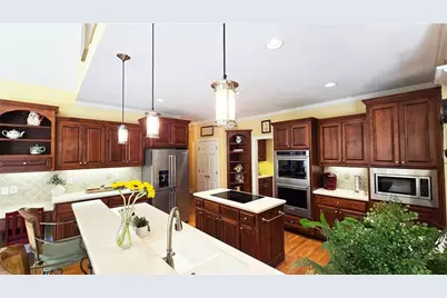 4110 Runnymede Drive SW, Lilburn, GA 30047 - Photo 6