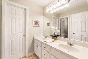 4110 Runnymede Dr SW, Lilburn, GA 30047 - Photo 26