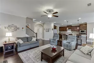 6933 Hopscotch Ct, Flowery Branch, GA 30542 - Photo 12