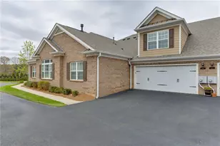 3765 Ridgehurst Ln, Buford, GA 30519 - Photo 38