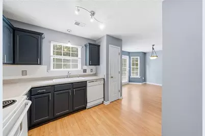 222 Fox Creek Boulevard, Woodstock, GA 30188 - Photo 6