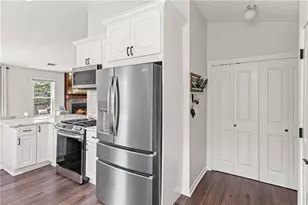 210 Magnolia Tree Ct, Alpharetta, GA 30022 - Photo 18