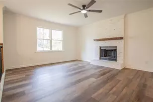 232 Cypress Cir, Carrollton, GA 30116 - Photo 6