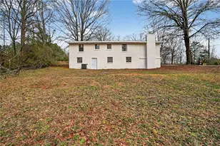 102 Tempie Ln, Covington, GA 30016 - Photo 2