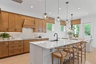 7236 Maple Brook Ln, Flowery Branch, GA 30542 - Photo 6