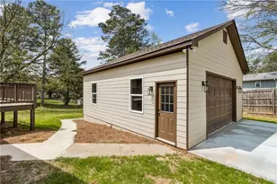 2526 Hamill Dr, Buford, GA 30519 - Photo 48