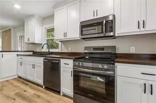 2526 Hamill Dr, Buford, GA 30519 - Photo 22