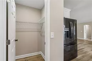 2526 Hamill Dr, Buford, GA 30519 - Photo 26