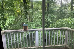 122 Sterling Ct, Alpharetta, GA 30004 - Photo 6