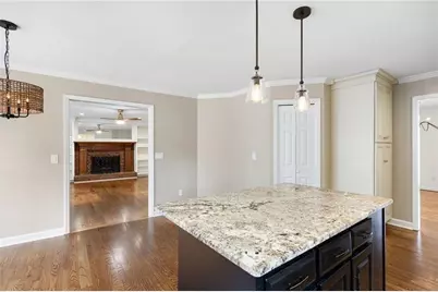 2697 S Arbor Drive, Marietta, GA 30066 - Photo 16