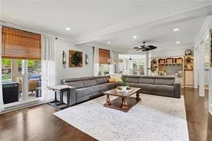 810 Buttercup Trce, Alpharetta, GA 30022 - Photo 10