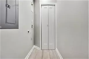 4758 Manse Dr, Forest Park, GA 30297 - Photo 8