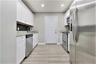 4758 Manse Dr, Forest Park, GA 30297 - Photo 6