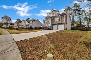 8448 Brook Lake Ln, Douglasville, GA 30134 - Photo 4