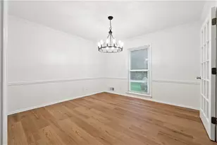 2745 Saxon Dr, Duluth, GA 30096 - Photo 18