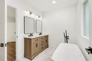 951 Reed Ave, East Point, GA 30344 - Photo 10