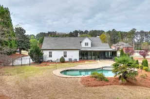 325 Brook Hollow Ln, Loganville, GA 30052 - Photo 6