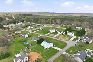 190 Bridgewater Dr, Mount Airy, GA 30563 - Photo 32