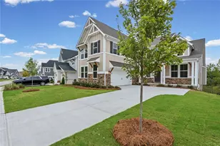 229 Kerr Dr, Hoschton, GA 30548 - Photo 4