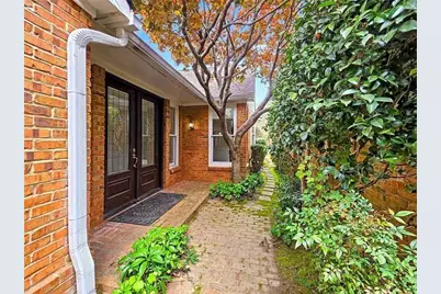 29 Lake Villa Drive, Roswell, GA 30076 - Photo 4