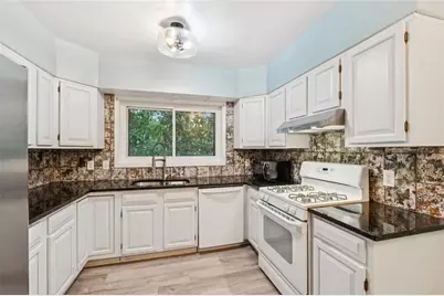 1205 Killarney SE, Smyrna, GA 30080 - Photo 16