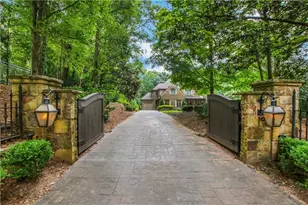 5265 Peachtree Dunwoody Rd, Sandy Springs, GA 30342 - Photo 86