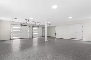 11505 Elkins Rd, Roswell, GA 30076 - Photo 6