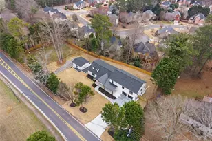 11505 Elkins Rd, Roswell, GA 30076 - Photo 94