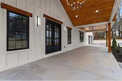 11505 Elkins Road, Roswell, GA 30076 - Photo 2