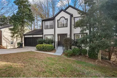180 Preston Oaks Drive, Alpharetta, GA 30022 - Photo 2