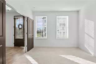 538 Healy Dr, Cumming, GA 30040 - Photo 6