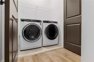 538 Healy Dr, Cumming, GA 30040 - Photo 12