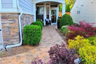 5644 Tisbury Ct, Hoschton, GA 30548 - Photo 4