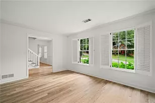 4220 NE Singing Post Ln NE, Roswell, GA 30075 - Photo 6