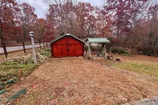 179 Garrison Dr, Cleveland, GA 30528 - Photo 38