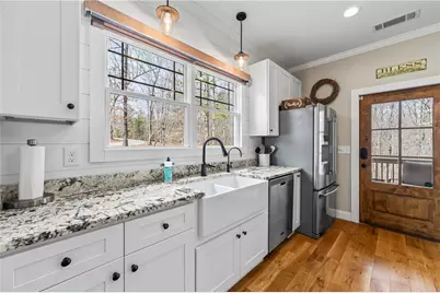 5240 Highway 17, Clarkesville, GA 30523 - Photo 36