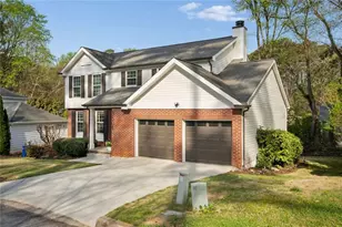 3504 Castlehill Ct, Tucker, GA 30084 - Photo 2