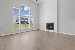 124 Kerr Dr, Hoschton, GA 30548 - Photo 12
