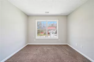 141 Longstreet Cir, Oxford, GA 30054 - Photo 12