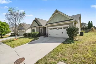 4611 Summer View Dr, Gainesville, GA 30504 - Photo 4