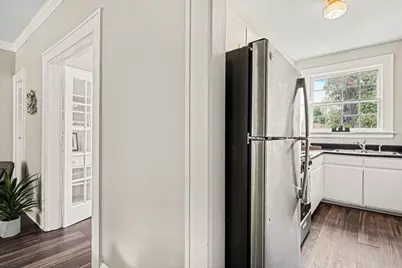 21 Peachtree Memorial Drive NW #8, Atlanta, GA 30309 - Photo 18