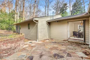 155 Worth Dr, Atlanta, GA 30327 - Photo 14