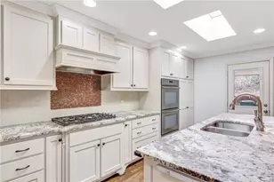 155 Worth Dr, Atlanta, GA 30327 - Photo 10