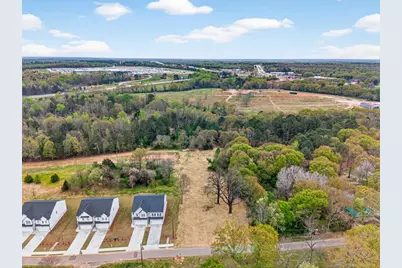696 530 Madison Street, Commerce, GA 30529 - Photo 18