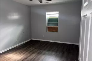 1429 Venetian Dr SW, Atlanta, GA 30311 - Photo 12